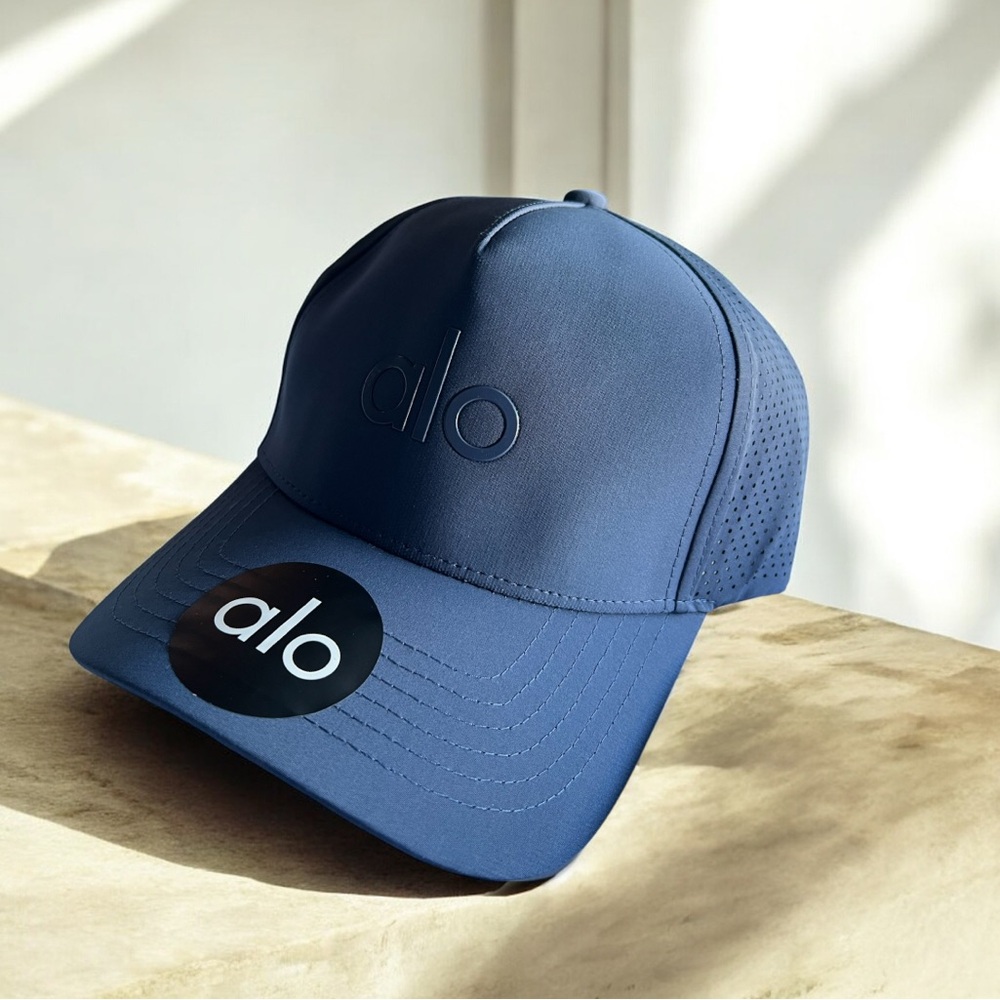 ALO Yoga unisex active blue hat